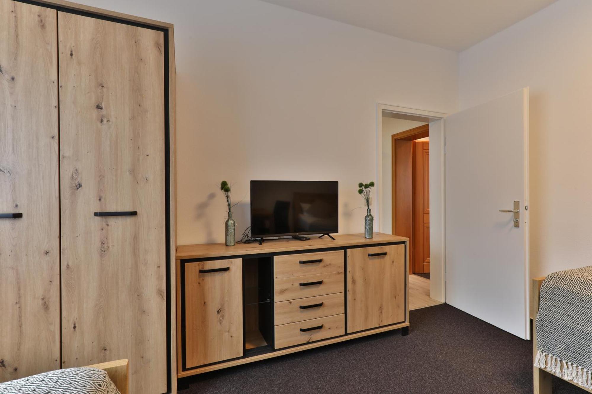 Moderne Ferienwohnungen - Service Wie Im Hotel Goeppingen Luaran gambar