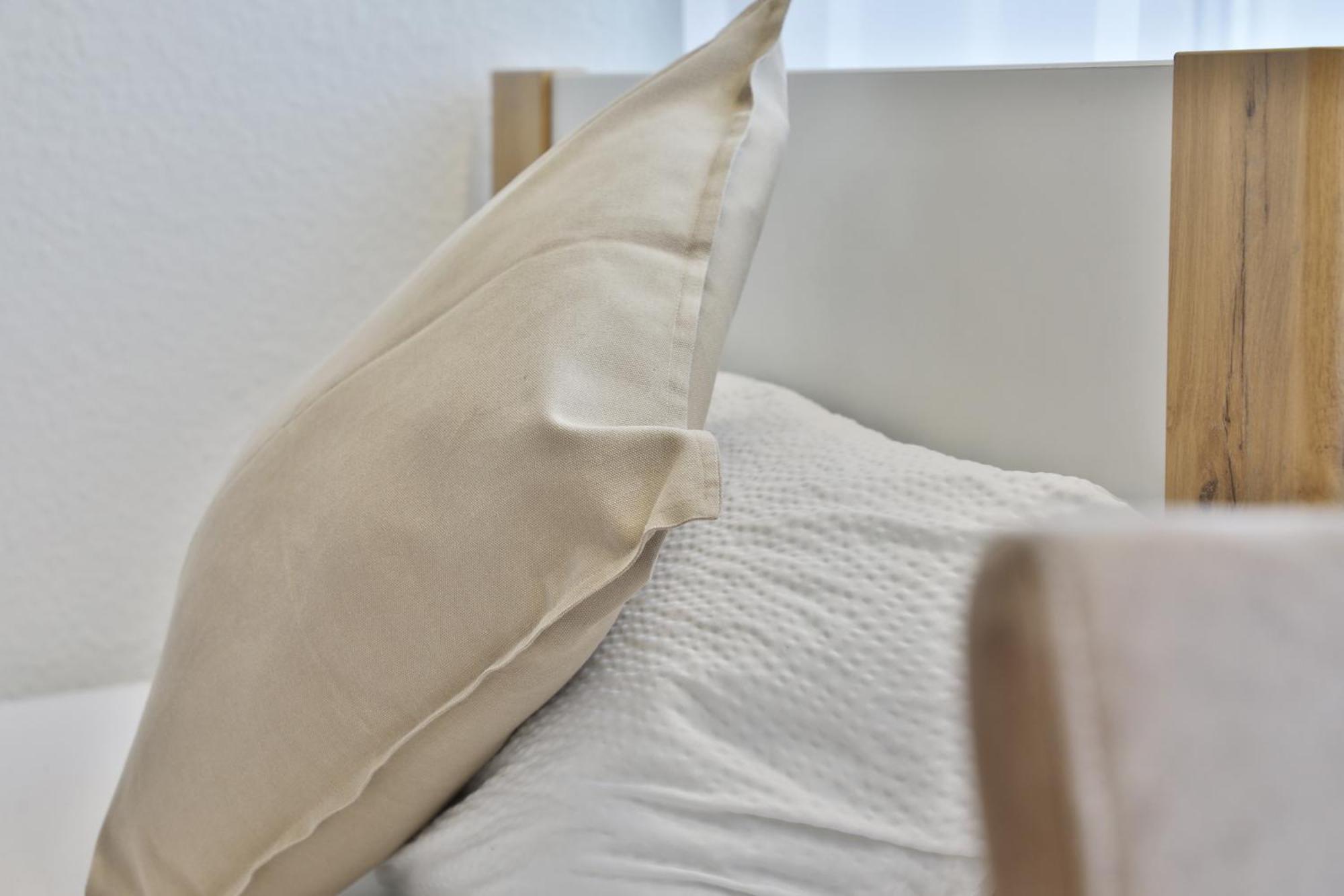 Moderne Ferienwohnungen - Service Wie Im Hotel Goeppingen Luaran gambar